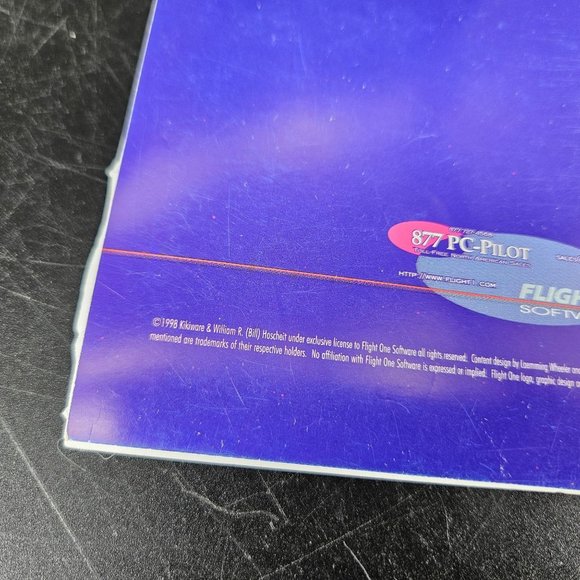 Microsoft Legendary Aircraft Suite Flight Simulator 2000 PC CD Disc Handbook - Picture 6 of 6